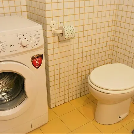 House With Garden And Parking Space In Mergellina