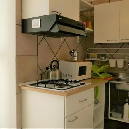 House With Garden And Parking Space In Mergellina Lägenhet Neapel