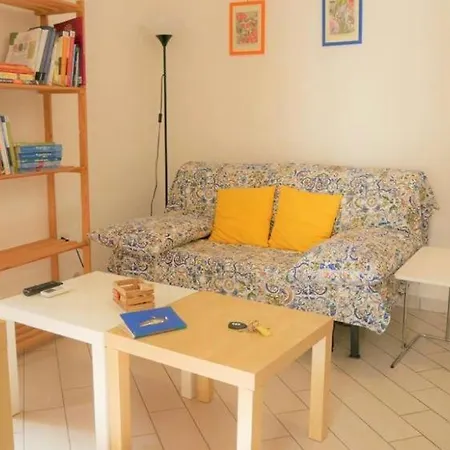 Apartment House With Garden And Parking Space In Mergellina *